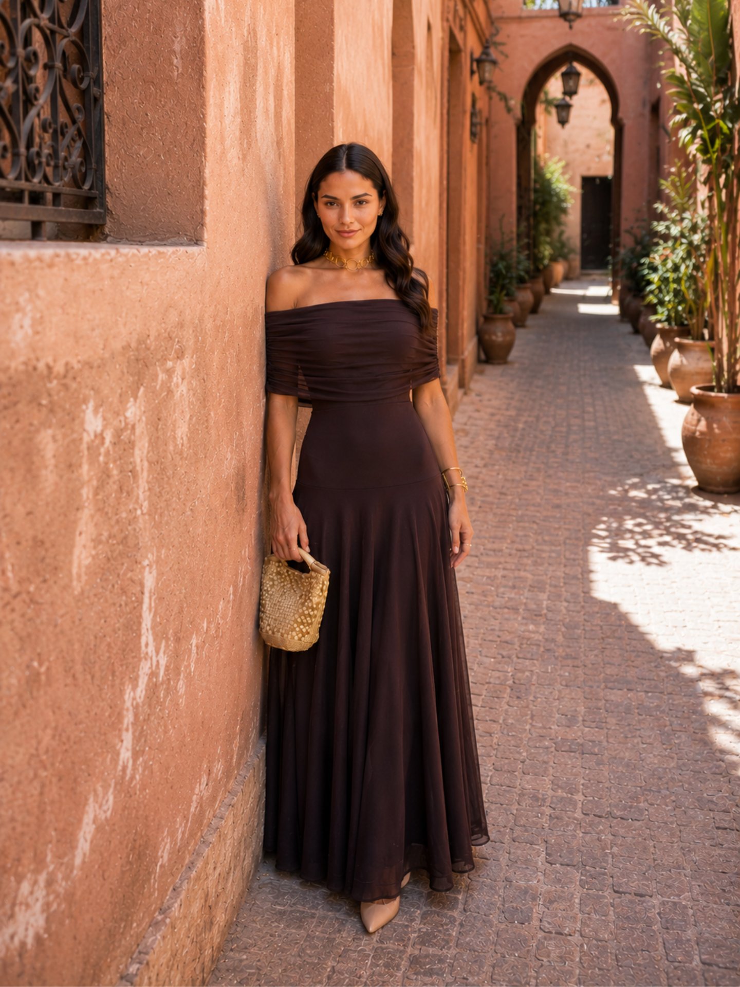 Vestido Largo Fluido en Marrón Terroso