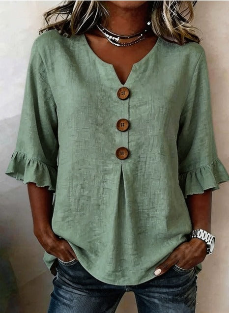 ROSARIO | Blusa lisa de algodón y lino con botones de madera y volantes