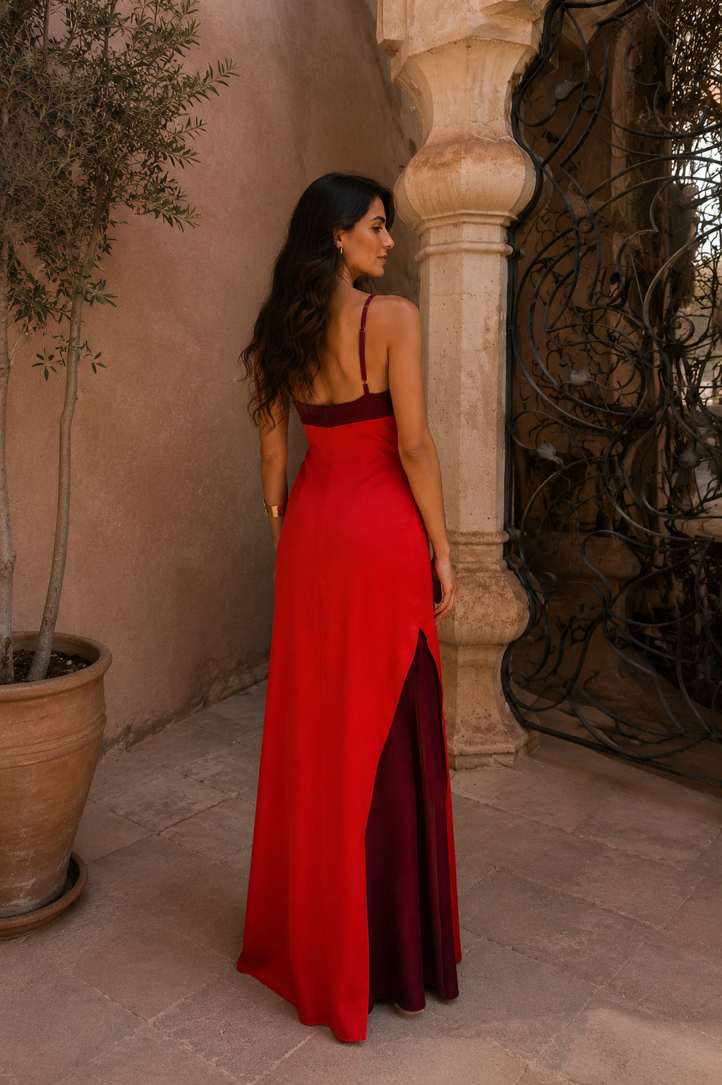 Vestido Largo Halter con Abertura Lateral Rojo